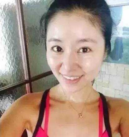 金星素颜猛一看像欧弟这些女星素颜照见过没