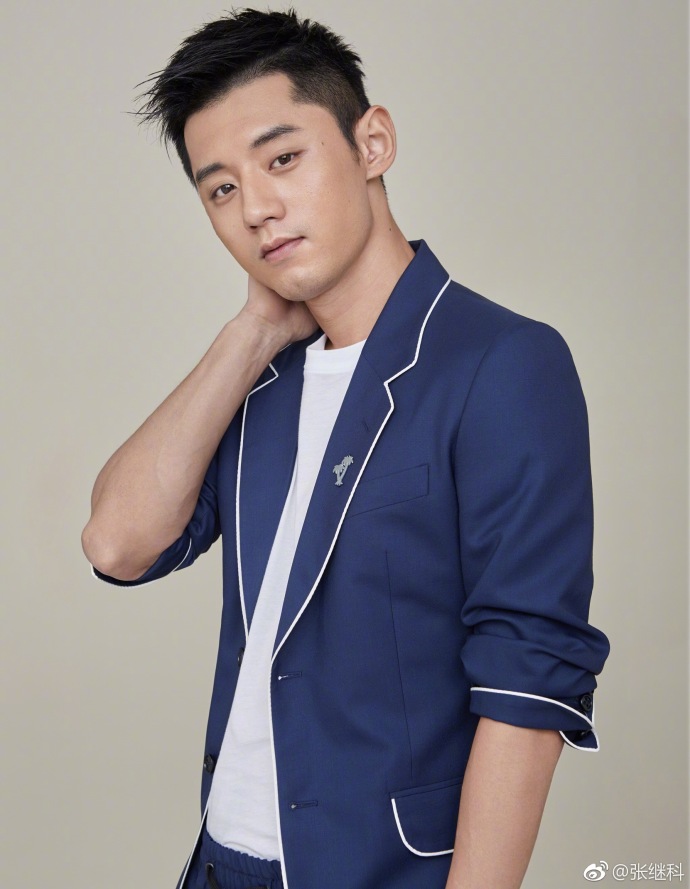 张继科疑公布恋情微博感谢特别的人