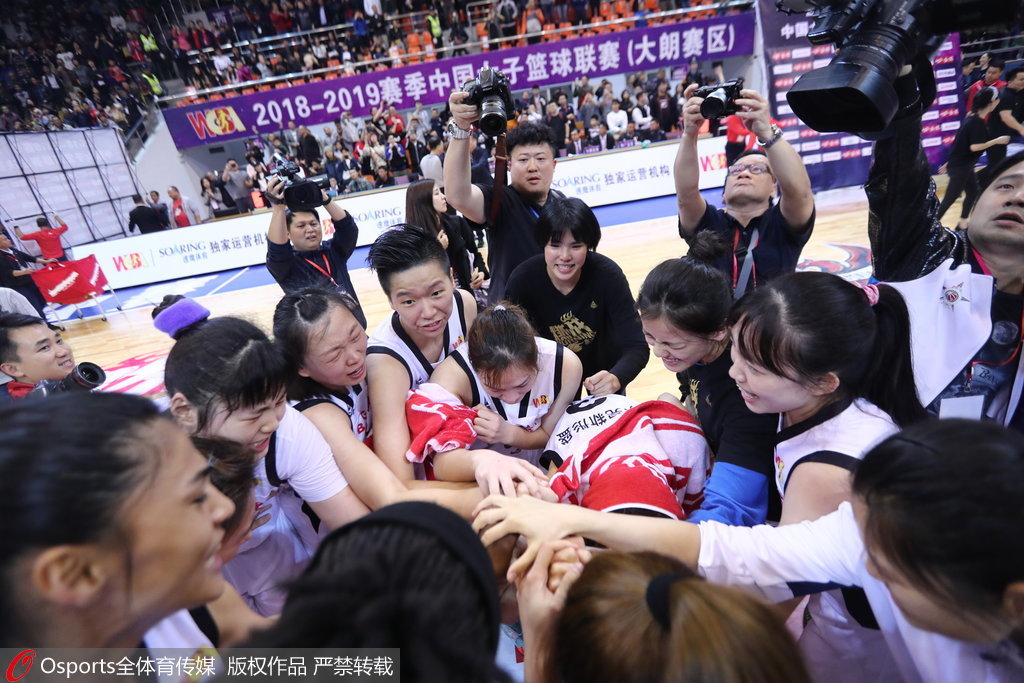 CBA盘口与数据深度__今日CBA盘口分析·大小分策略·球队档案失控时刻！施罗德赛后冲突引发禁赛风波N严惩暴力倾向