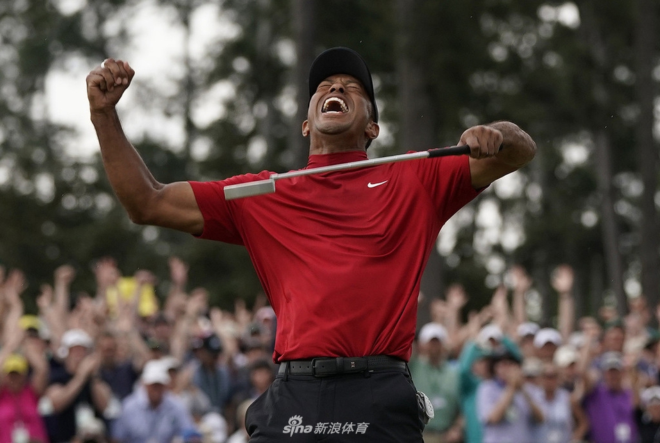 美国大师赛老虎伍兹夺冠