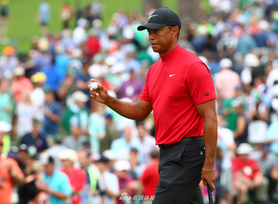 美国大师赛老虎伍兹夺冠