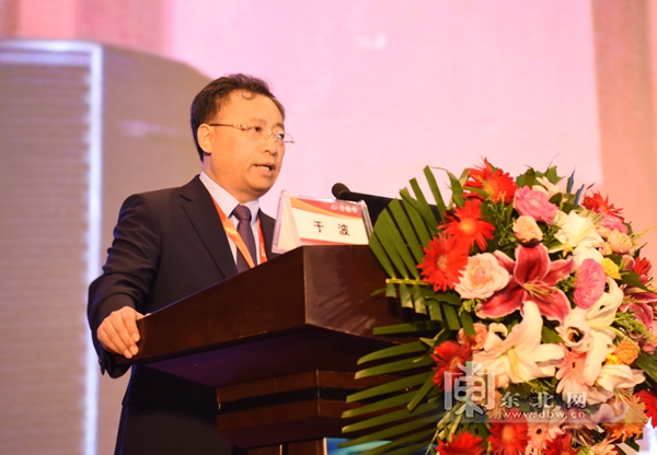 国内外4000余位心血管领域专家学者齐聚冰城"把脉谈心"