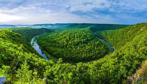 锦河大峡谷全景